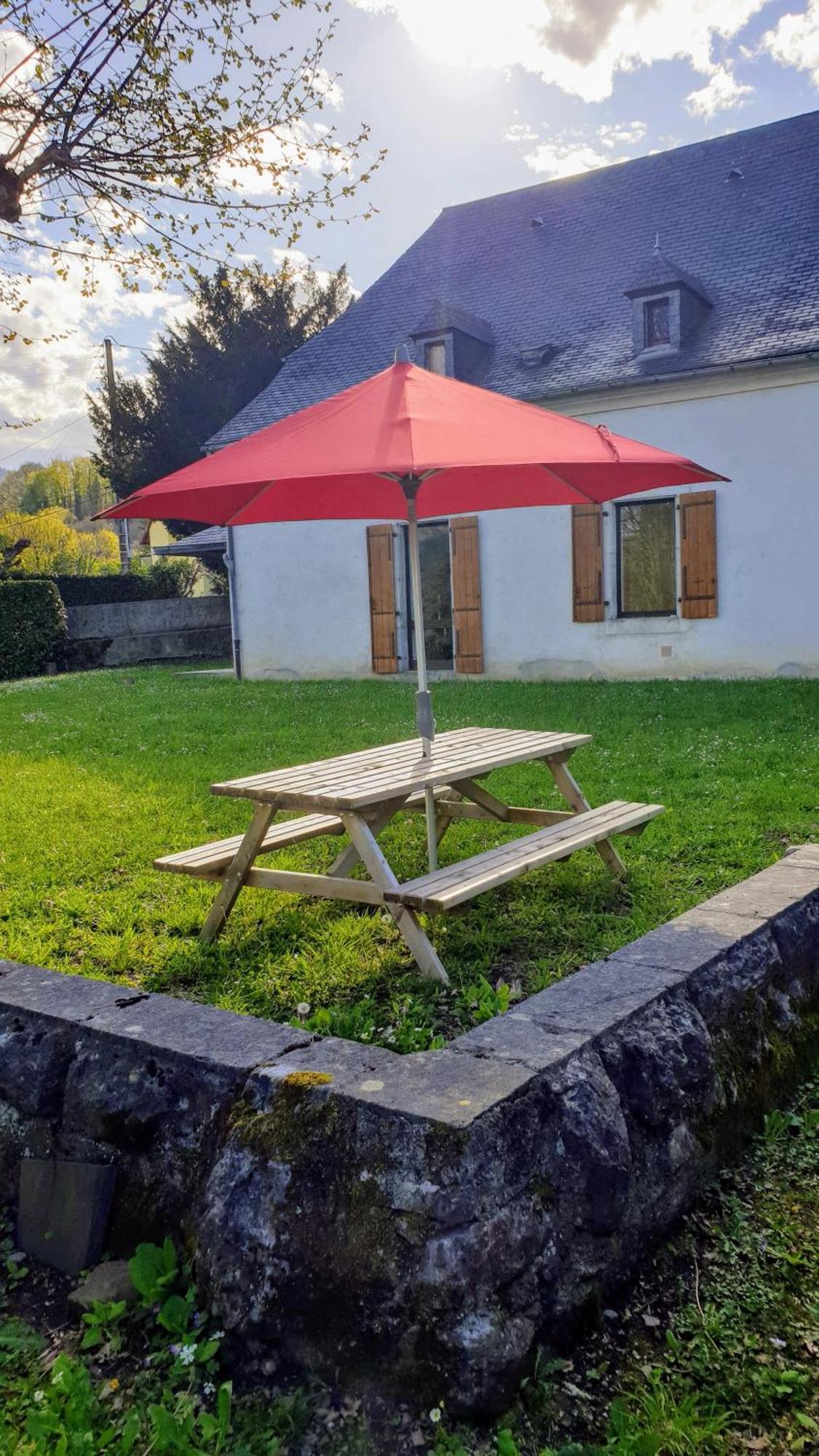 La Bergerie, Maison Spacieuse Avec Grand Jardin, Vue Sur Les Pyrénées Lourdes